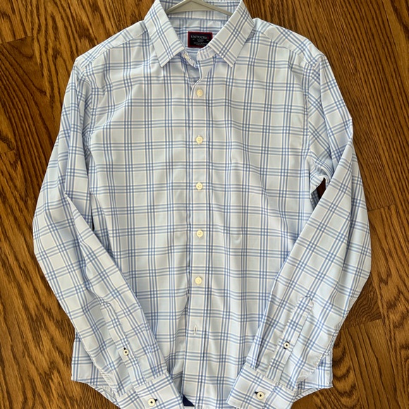 Untuck it small button up - Picture 1 of 3